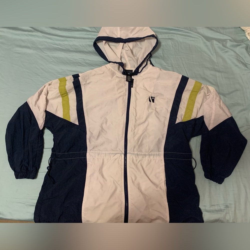 Women’s Navy and White Vintage Venezia Sport Windbreaker (Size 14/15)